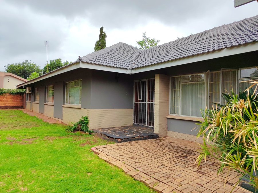 4 Bedroom Property for Sale in Irene Park North West